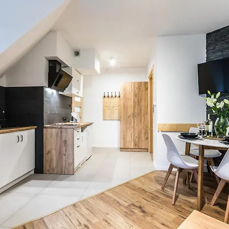 Parzenica Apartment *